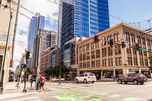 The crossroad of Pine street and the 3rd Avenue in the downtown of Seattle, Washington, USA